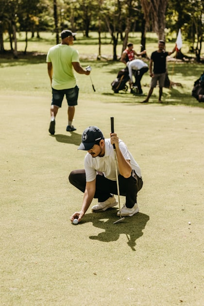 Golfing Tips for Beginners in Chicago